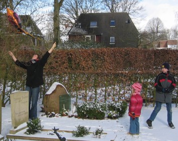 De eerste lancering eindigt in de struiken