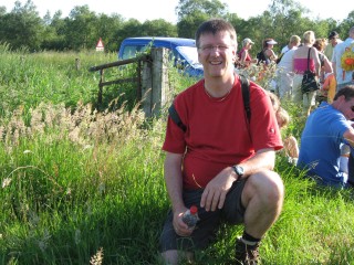 Foto's maken en Willemijn en haar vriend Kees kijken mee